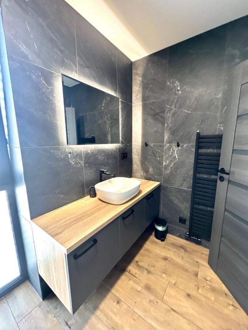 Luxury Apartments Maly Slavkov 外观 照片